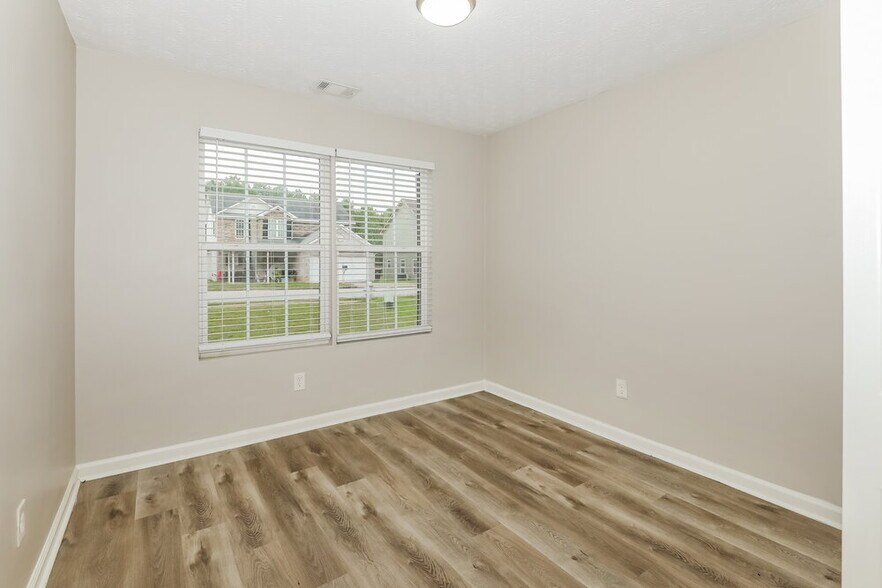 Building Photo - 10976 Big Sky Dr