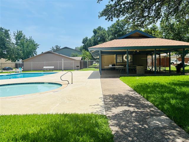 Building Photo - 2916 Pegasus Dr