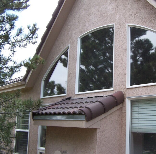 Building Photo - 2361 Craycroft Dr