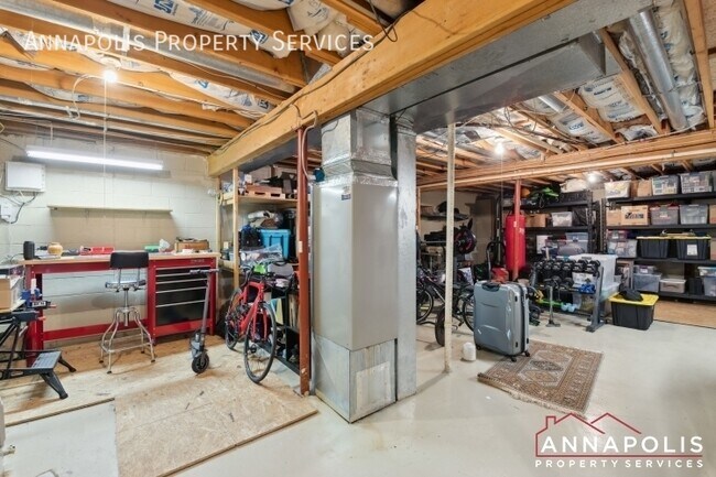 Building Photo - 364 Ellenham Ct