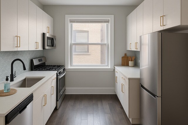 Building Photo - 624 Sheridan Rd