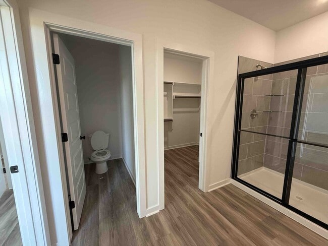 Building Photo - 557 Arizona St