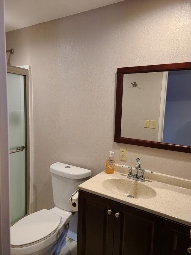 Building Photo - Cottonwood Area/ One-time leasing $1600.00 includes utilities.