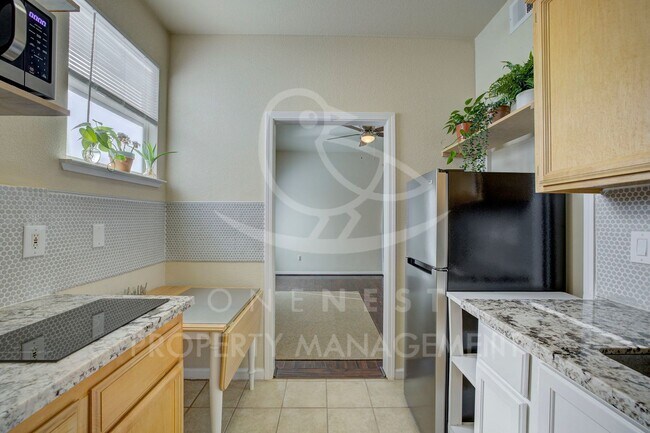 Building Photo - Upscale Living; Private 1 bdrm ADU with Dedicated entrance and backyard!