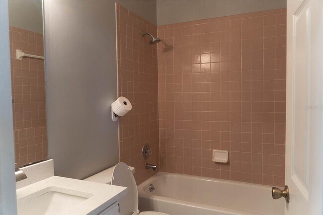 Building Photo - 1440 Finsbury Ct