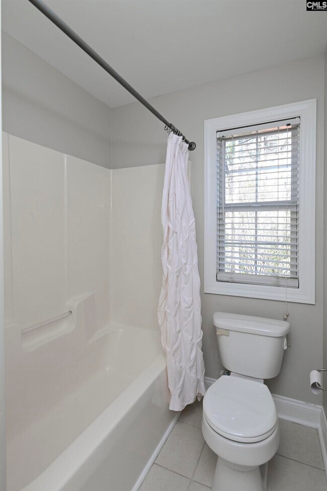 Building Photo - 203 Naples Ave