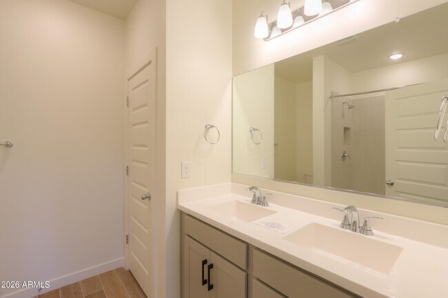Building Photo - 40285 W Chambers Dr