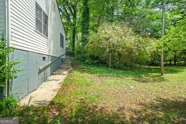 Building Photo - 3698 Fairlane Dr NW