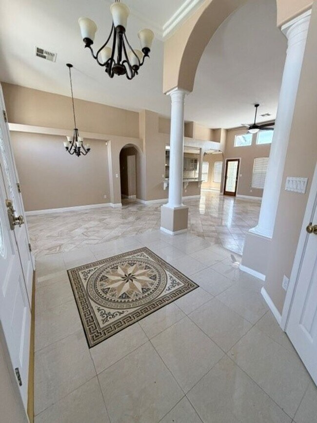 Building Photo - 5009 Glacier Canyon Ct