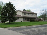 Building Photo - '065