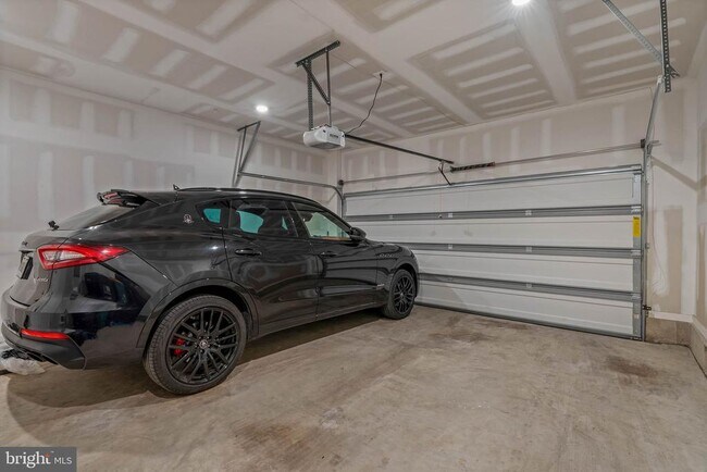 Building Photo - 3121 Sunrise Walk