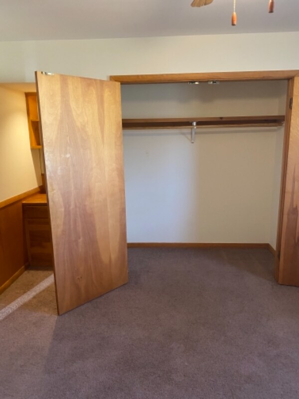 Building Photo - 3241 W 15th St N