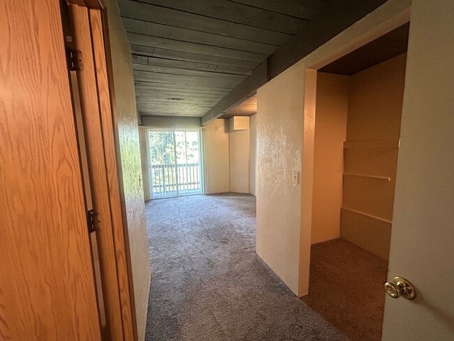 Building Photo - 3494-3498 Onyx Pl