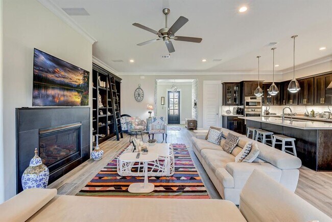 Building Photo - 2339 Pale Star Dr