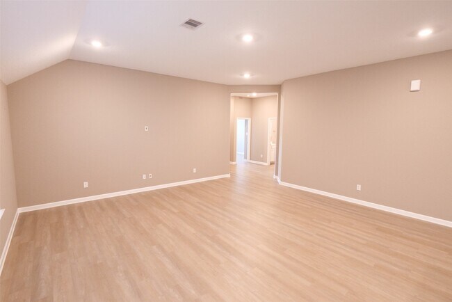 Building Photo - 7211 Songlark Lndg Ct