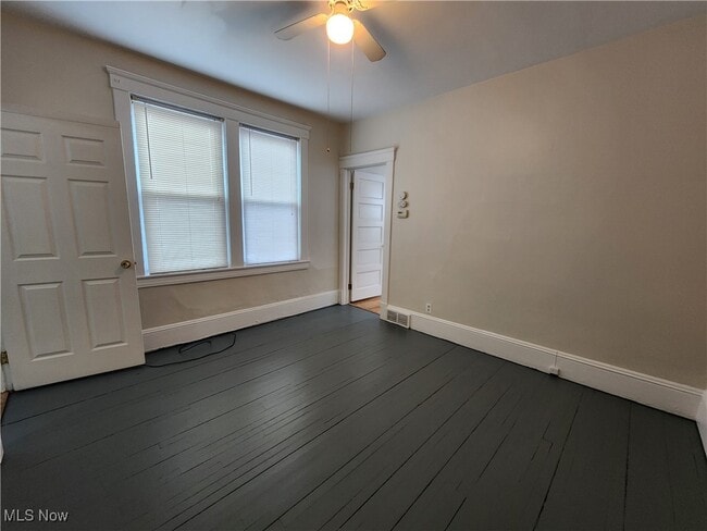 Building Photo - 1949 Coltman Rd