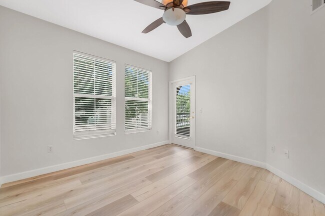 Building Photo - 9975 Peace Way