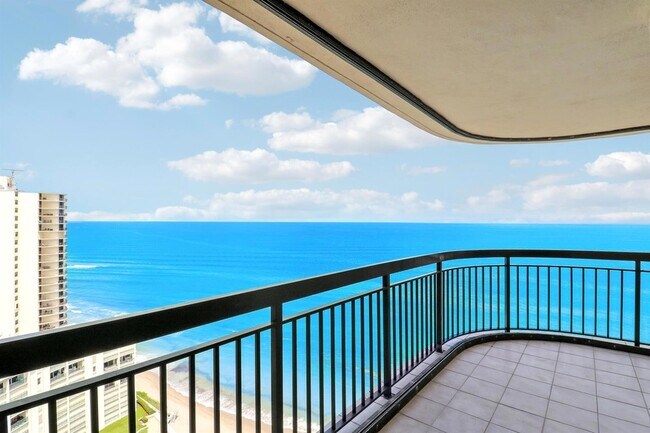 Building Photo - 5380 N Ocean Dr