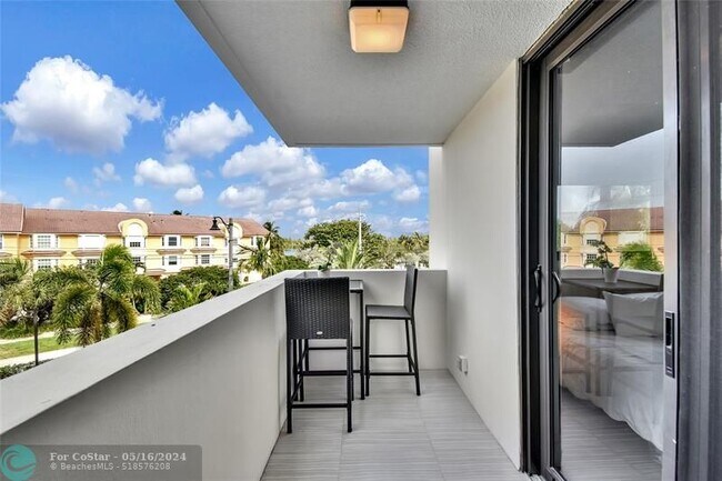 Building Photo - 4201 N Ocean Dr