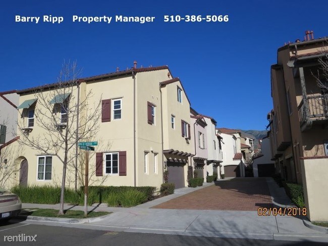 Building Photo - 3 br, 3 bath House - 488 trident maple ter