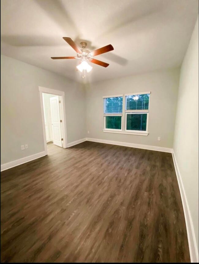 Building Photo - 312 N Sand Palm Rd