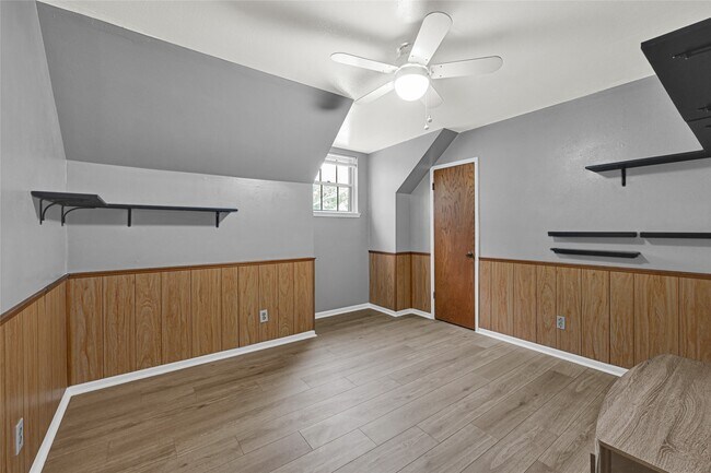 Building Photo - 225 St Cloud Dr