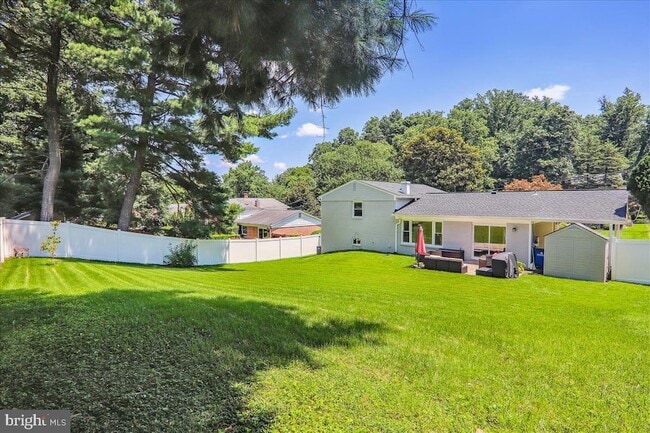 Building Photo - 2711 Weller Rd