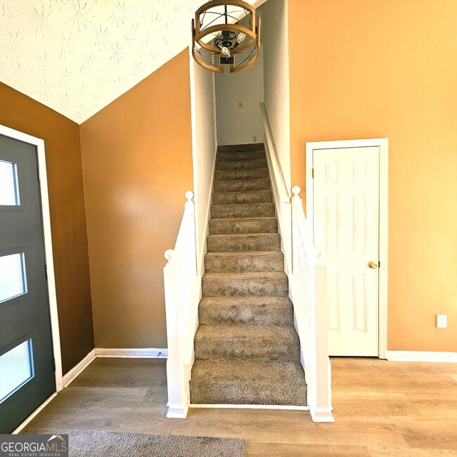 Building Photo - 1278 Labrador Ln