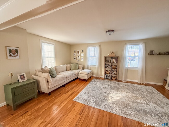 Building Photo - 20 Andrews St