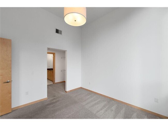 Building Photo - 1240 S 2nd St