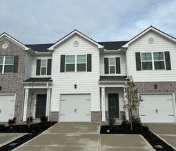 Building Photo - AIKEN TOWNHOME