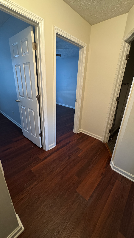 Building Photo - 656 Longbow Ct