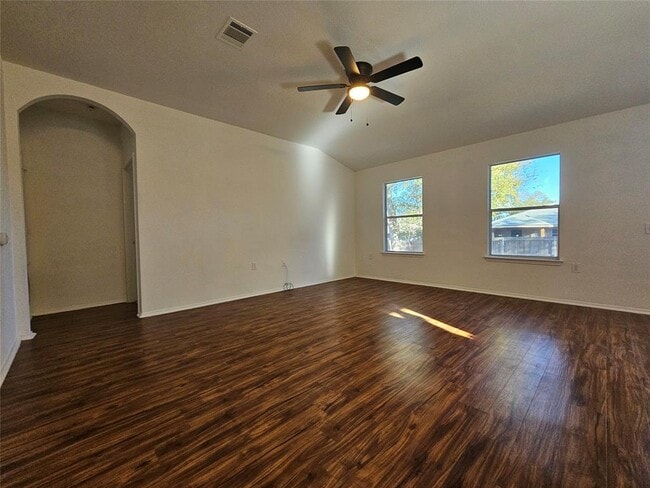 Building Photo - 5213 English Glade Dr