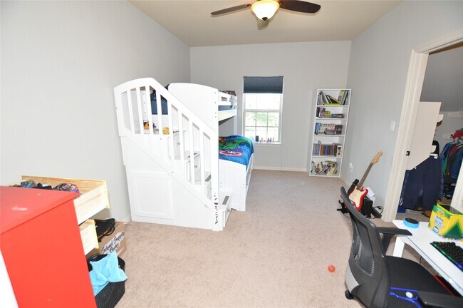 Building Photo - 13423 Beall Woods Ln