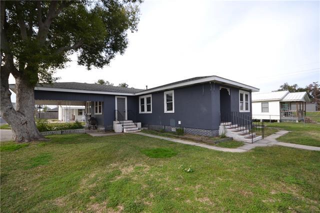 Building Photo - 118 Easy St