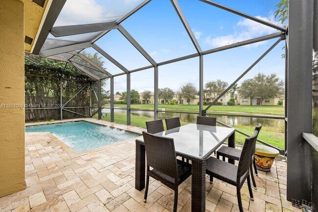 Building Photo - 7841 Jewelwood Dr