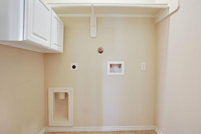 Building Photo - 27645 Fairhope Meadow Ln