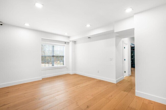 Building Photo - 1046 Wiley Bridge Rd