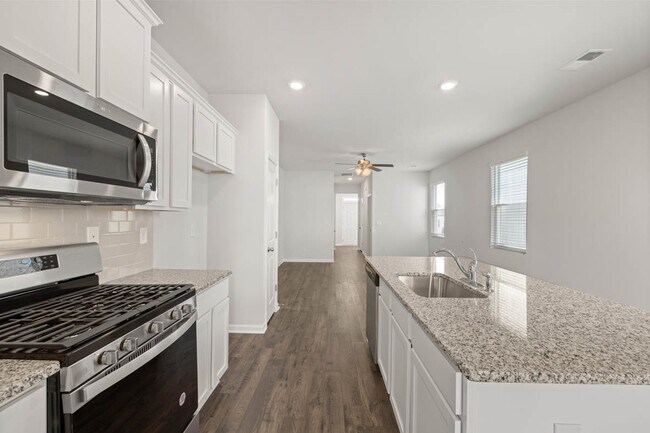 Building Photo - 6036 Beadlow St