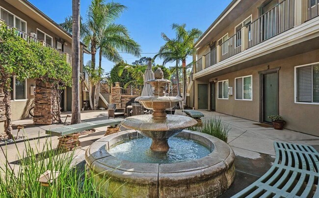 Building Photo - $2,400 - 1 Bed / 1 Bath Charming Condo in Hillcrest