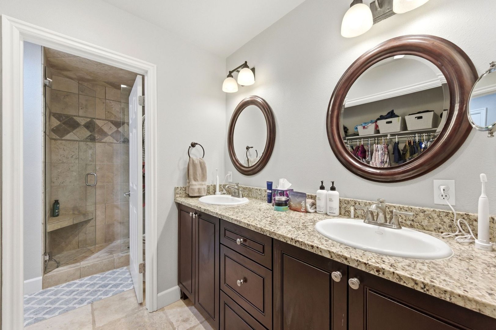 Building Photo - 3861 Silver Spur Cir
