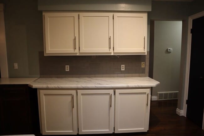 Building Photo - Duplex in Post Falls