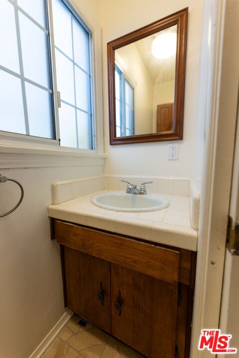 Building Photo - 4360 Kraft Ave