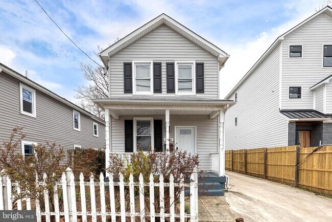 Building Photo - 4011 Evans Chapel Rd