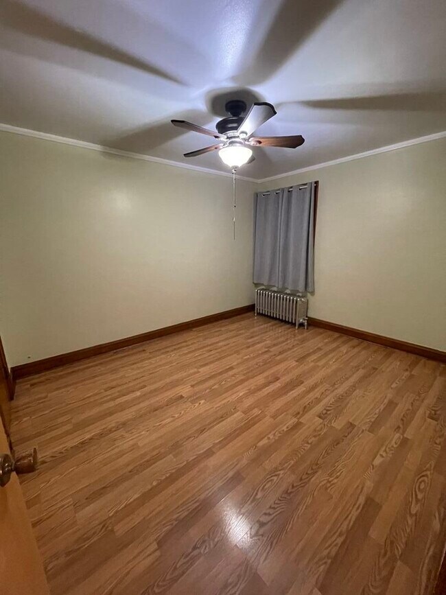 Building Photo - 5143 S Rockwell St