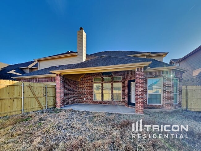 Building Photo - 125 Lake Trail Dr