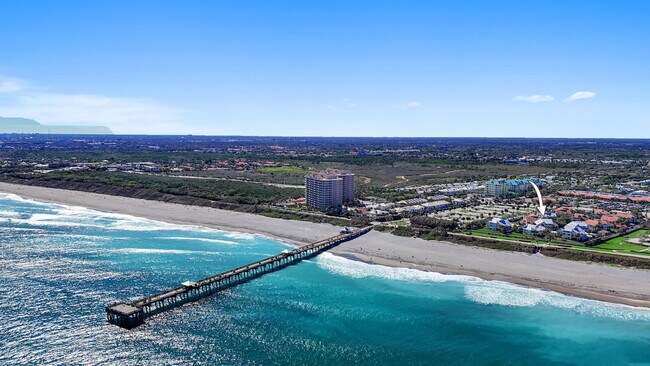 Building Photo - 4161 U.S. Hwy 1