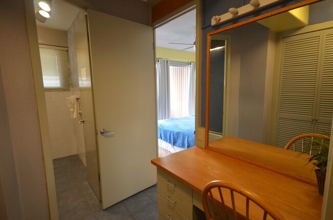 Building Photo - 417 Nohonani St