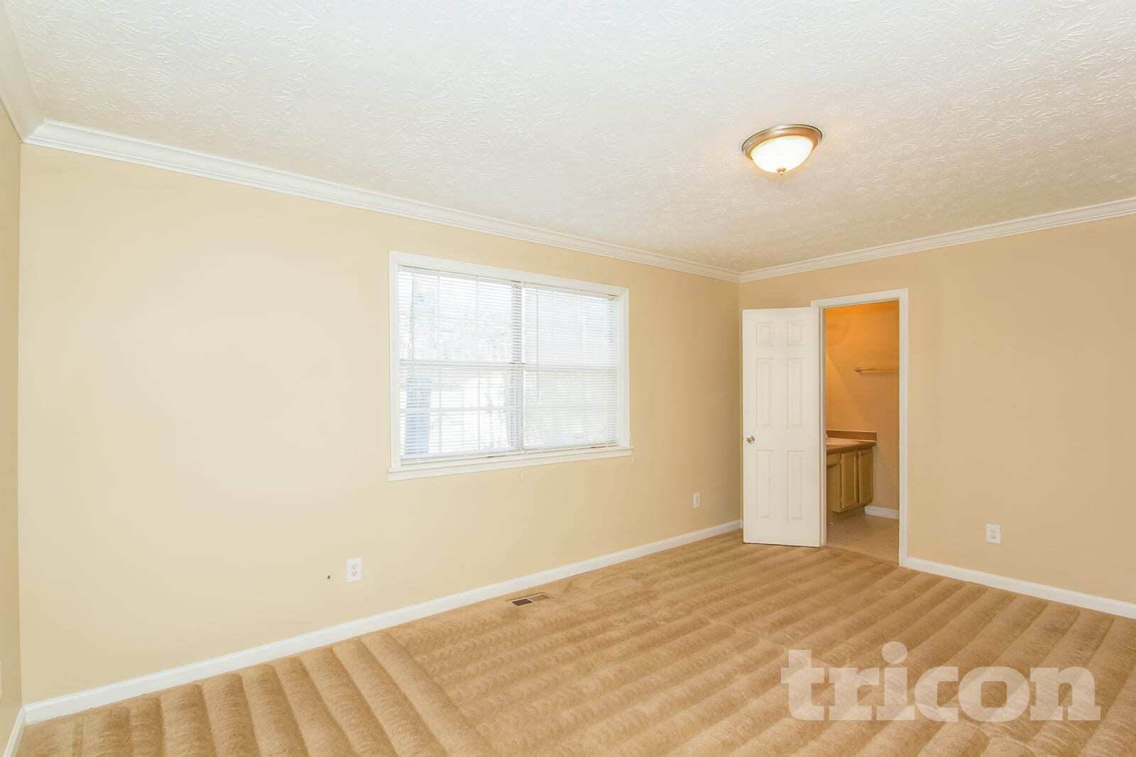 Building Photo - 2889 Darrah Ct SW
