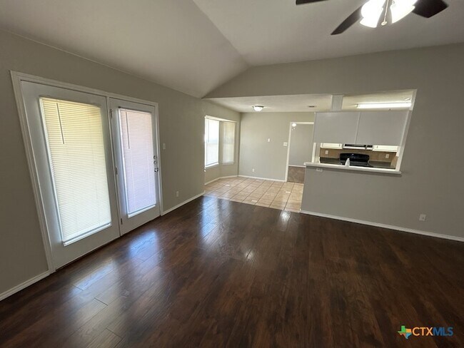 Building Photo - 4507 Lonesome Dove Dr